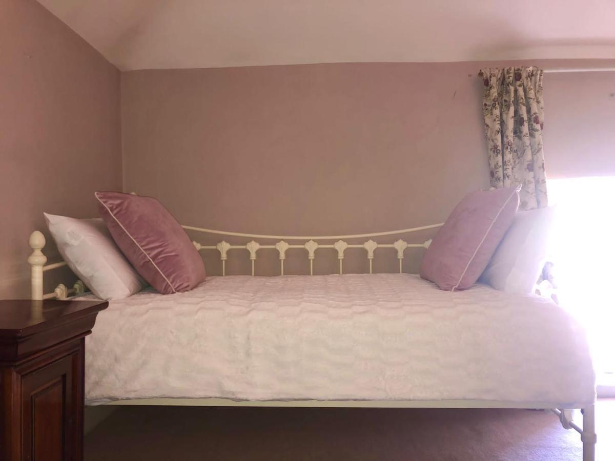 2 Bed Courtyard Apartment At Rockfield House Kells In Meath - Short Term Let Exterior foto